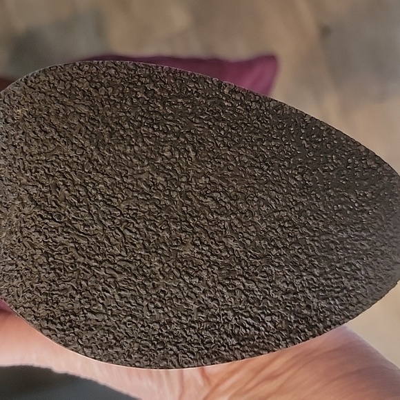 Steve madden suede boots. Nwot. Never wore. 6.5m ( burgundy) - Picture 10 of 15